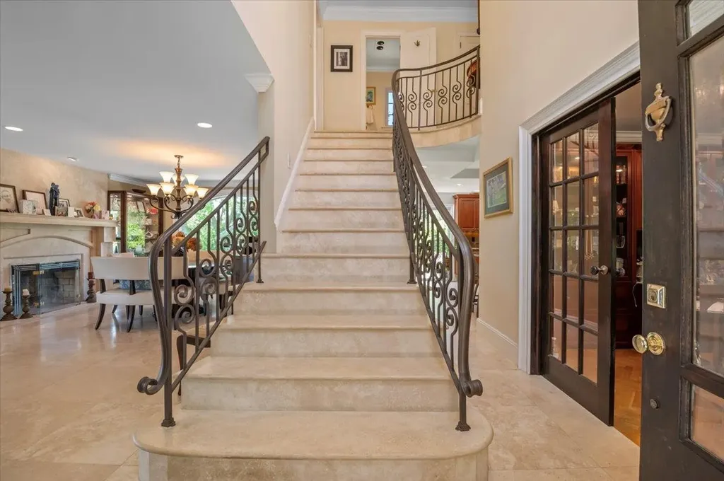 501 Bay 5th Street West Islip NY 11795