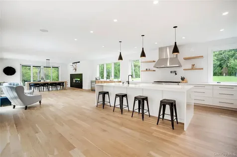 100 S Ferry Road Shelter Island NY 11964