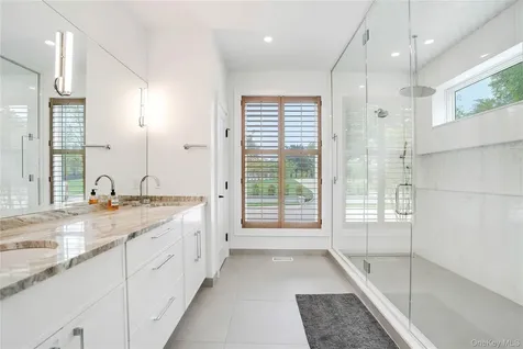 100 S Ferry Road Shelter Island NY 11964