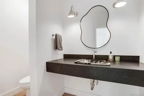 100 S Ferry Road Shelter Island NY 11964