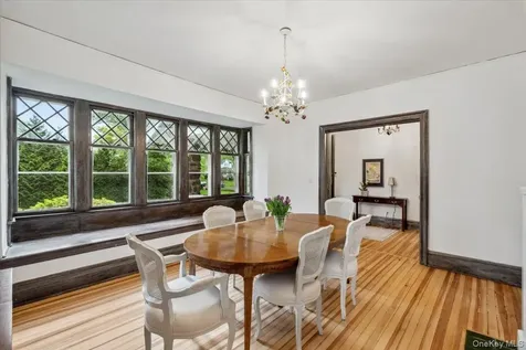 31 Seton Road Larchmont NY 10538