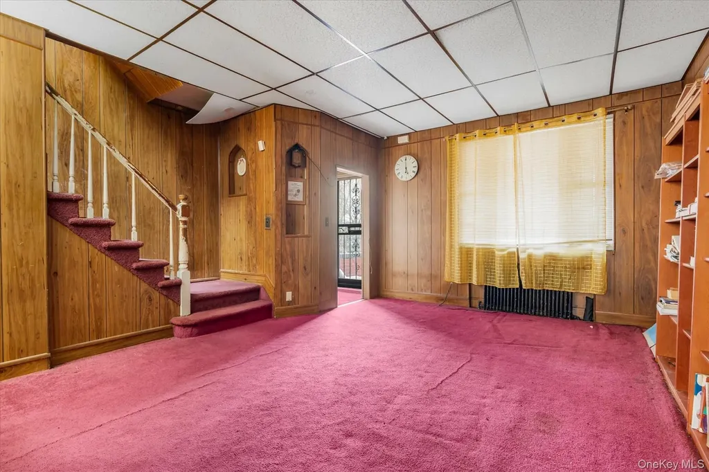 712 E 40th Street Brooklyn NY 11210