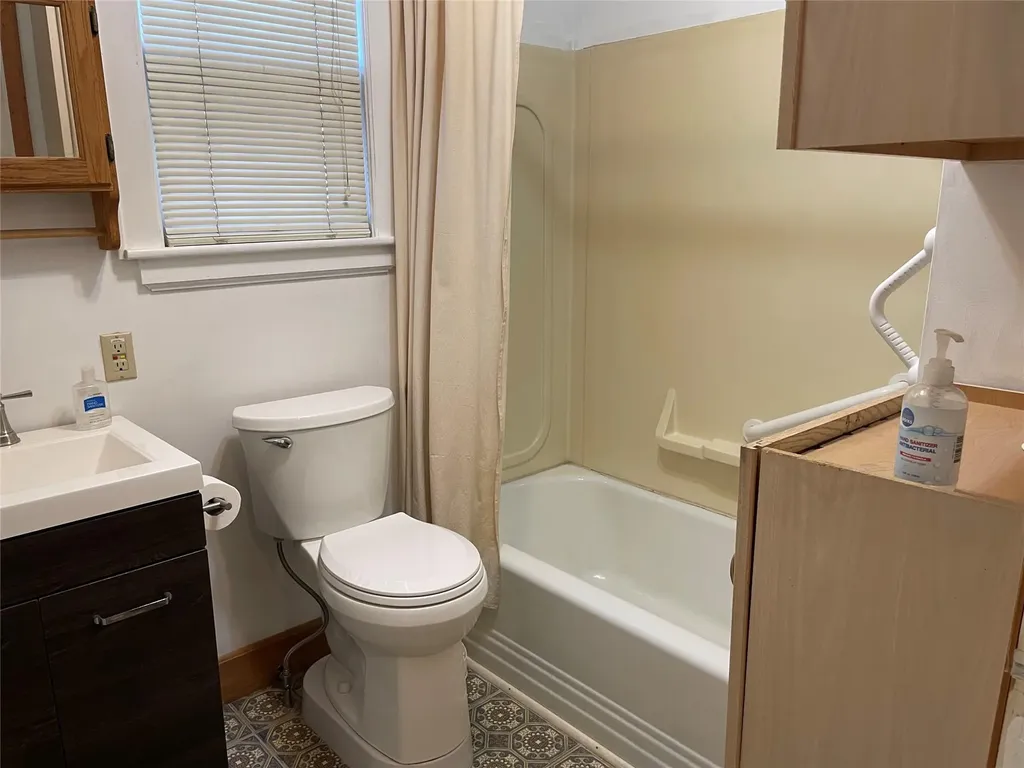 16 N Remsen Avenue Wappingers Falls NY 12590