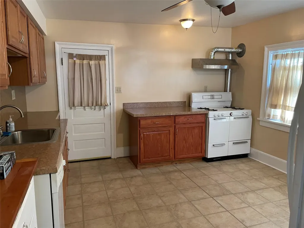 16 N Remsen Avenue Wappingers Falls NY 12590