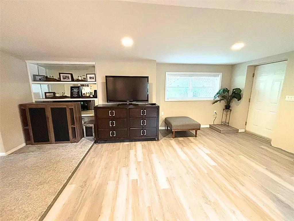 18 Adele Road West Nyack NY 10994