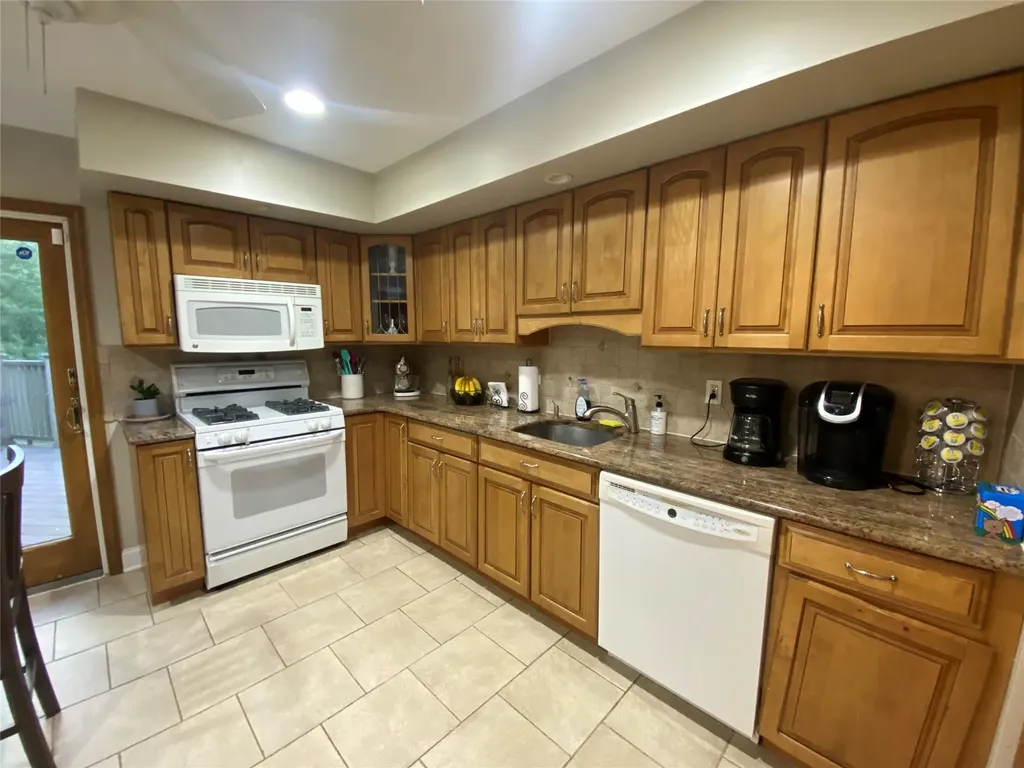 101 Renee Lane Bardonia NY 10954