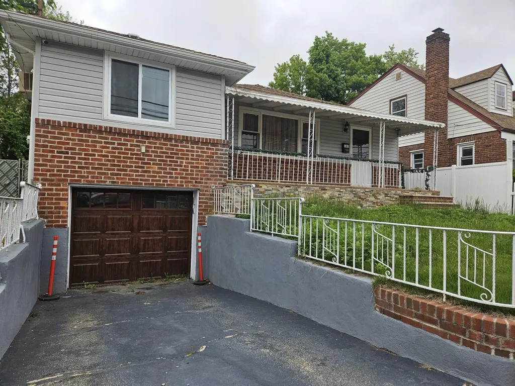 163 Herbert Avenue Elmont NY 11003