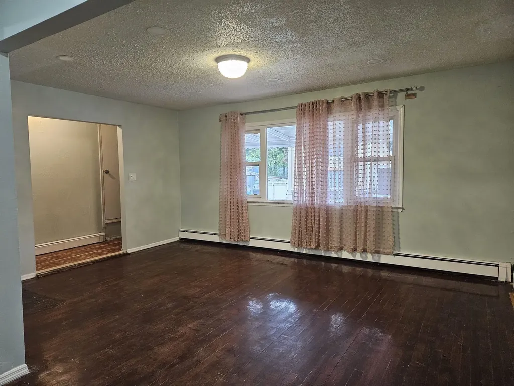163 Herbert Avenue Elmont NY 11003