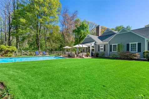 18 Matinecock Farms Road Glen Cove NY 11542