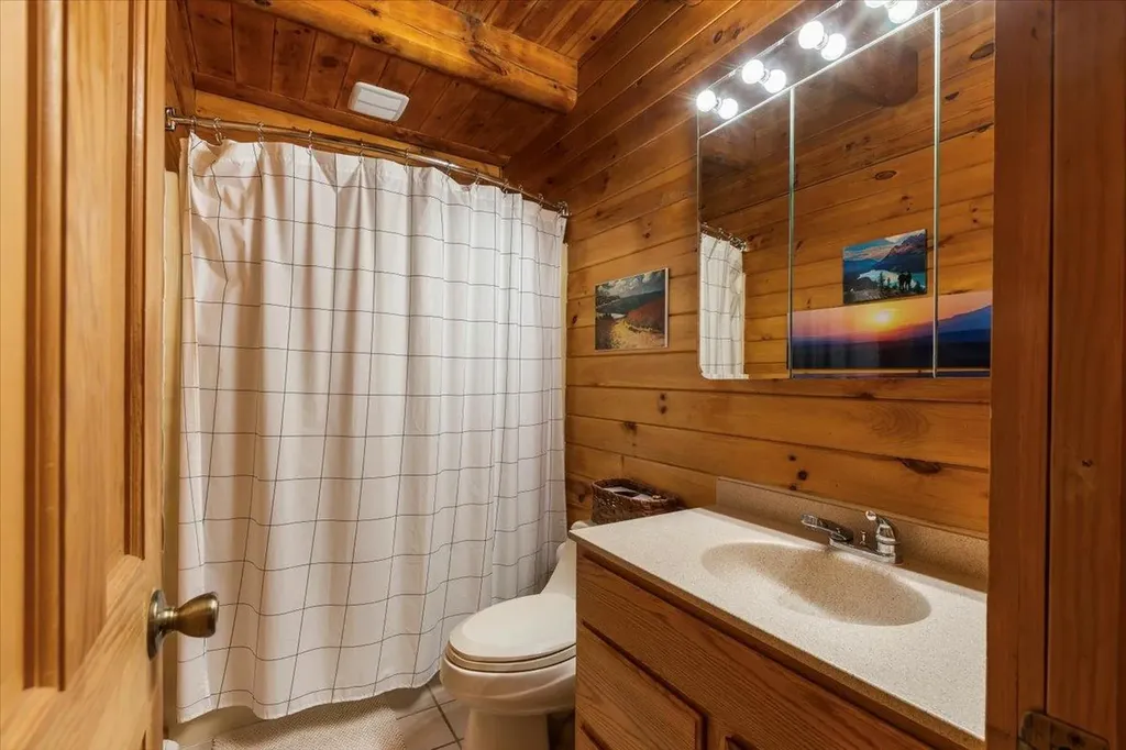 40 Old Travis Road Catskill NY 12414