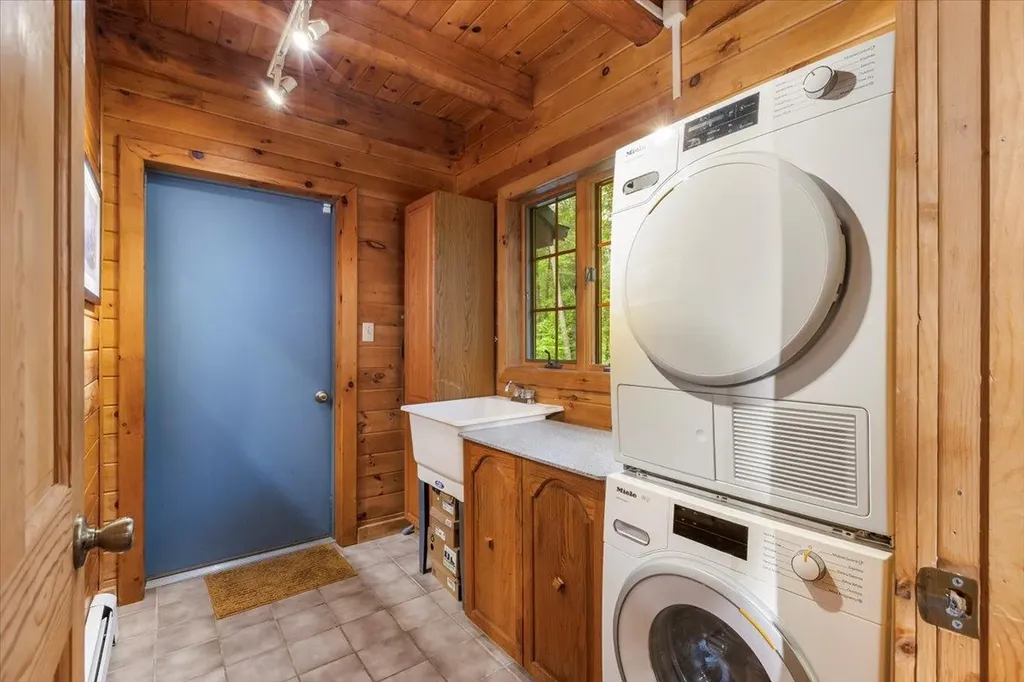40 Old Travis Road Catskill NY 12414