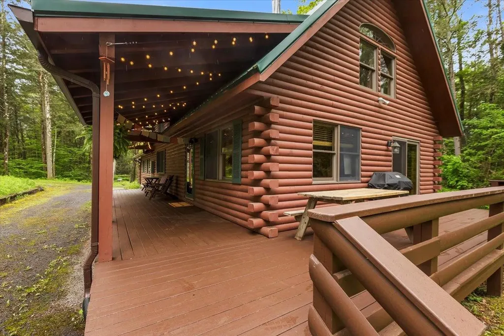 40 Old Travis Road Catskill NY 12414