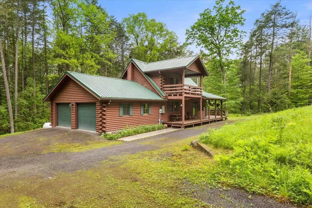 40 Old Travis Road Catskill NY 12414