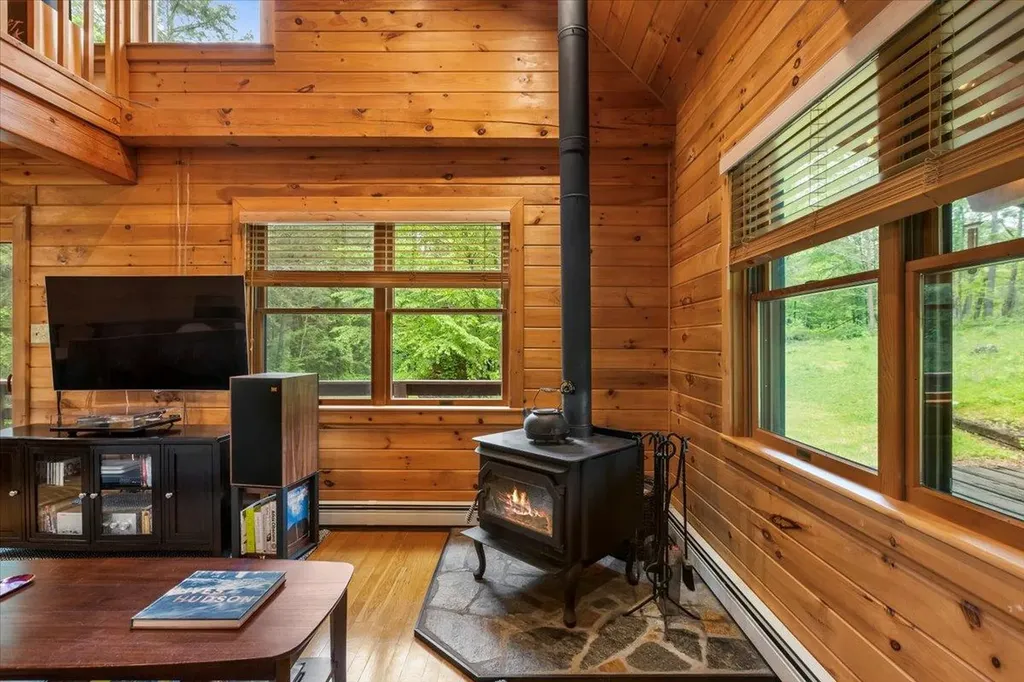 40 Old Travis Road Catskill NY 12414