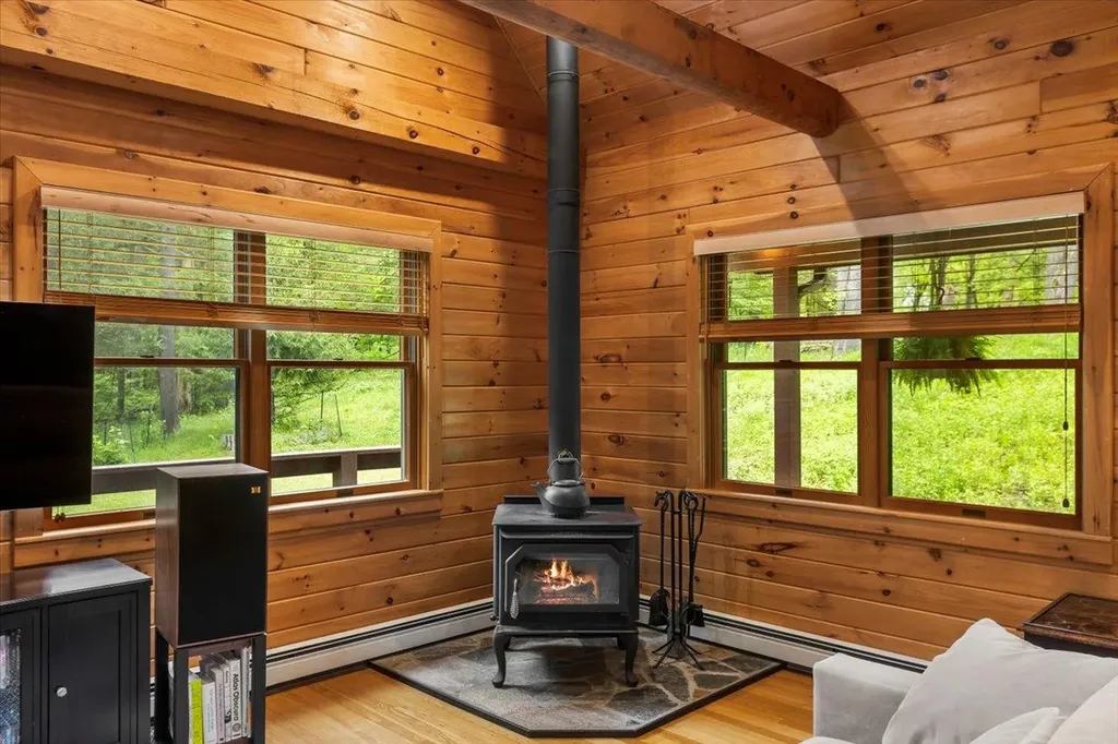 40 Old Travis Road Catskill NY 12414