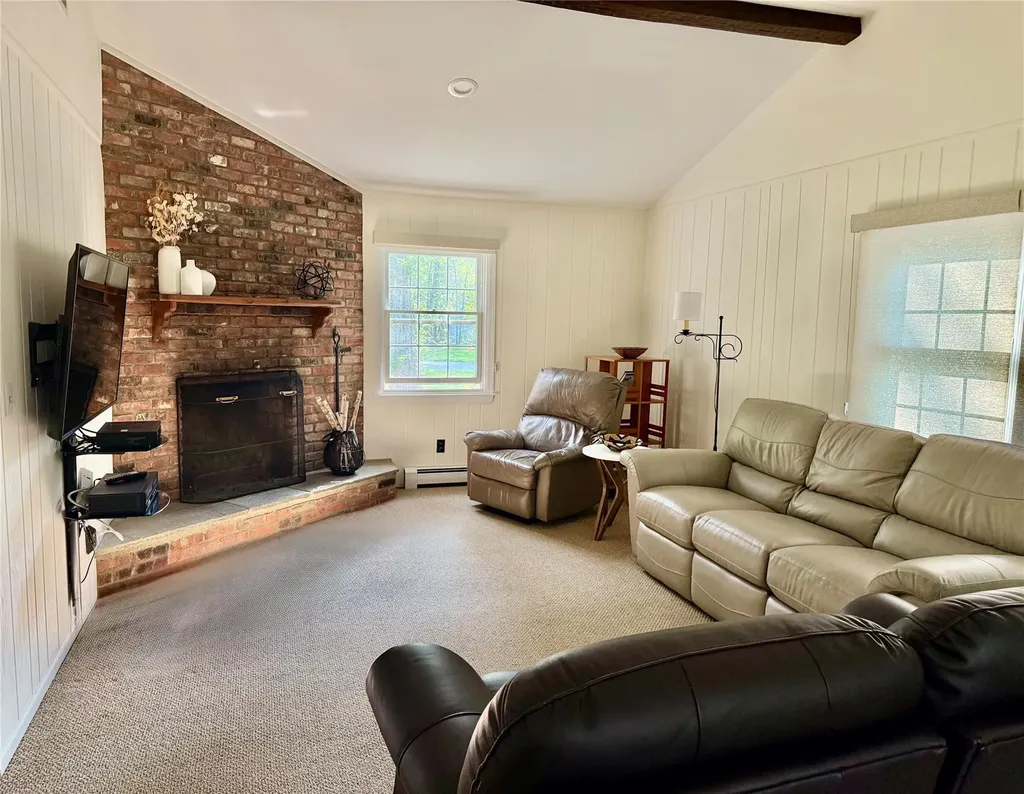 31 Tri Brook Drive South Salem NY 10590