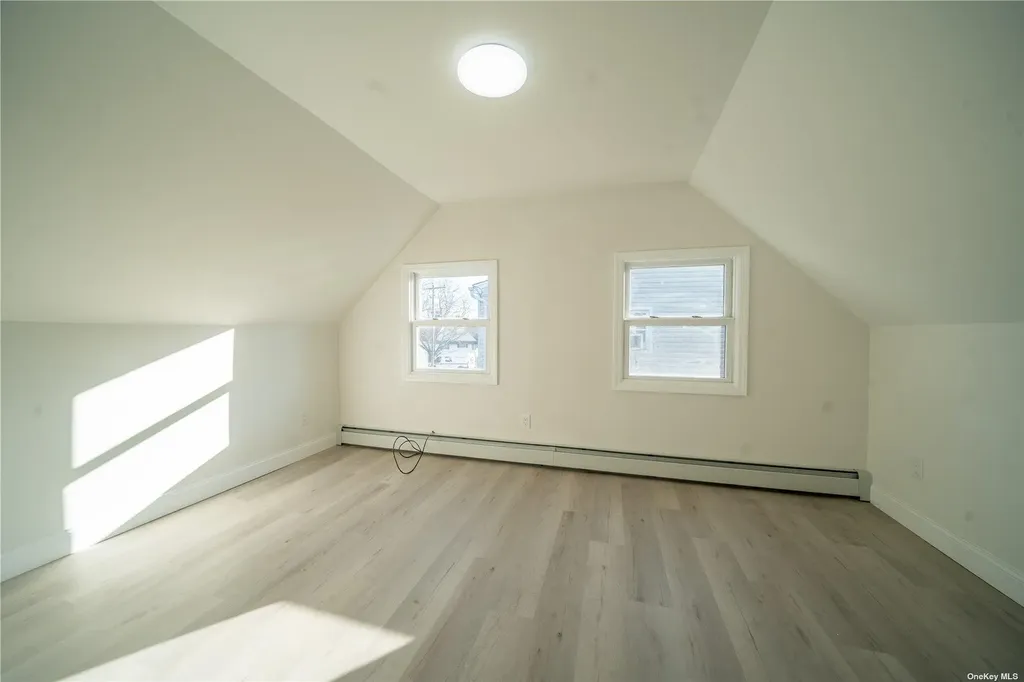 47 Kingfisher Road Levittown NY 11756