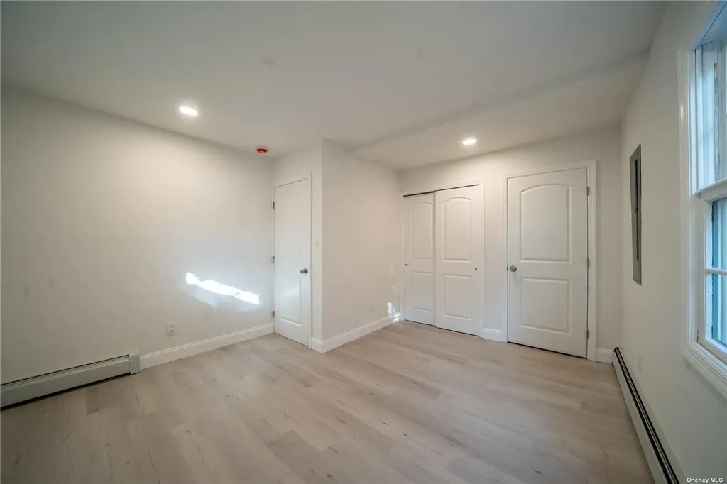 47 Kingfisher Road Levittown NY 11756