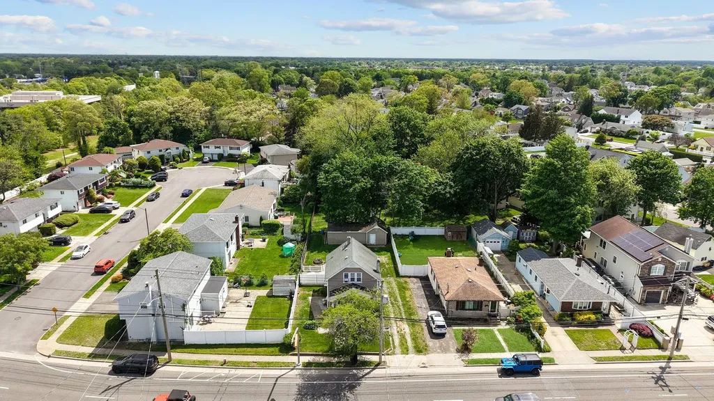 199 Central Avenue Bethpage NY 11714