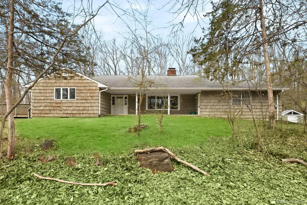 1610 Croton Lake Road Yorktown Heights NY 10598