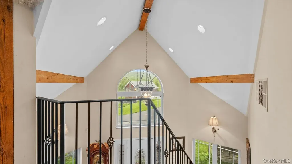 42 Blackstone Ridge Holmes NY 12531