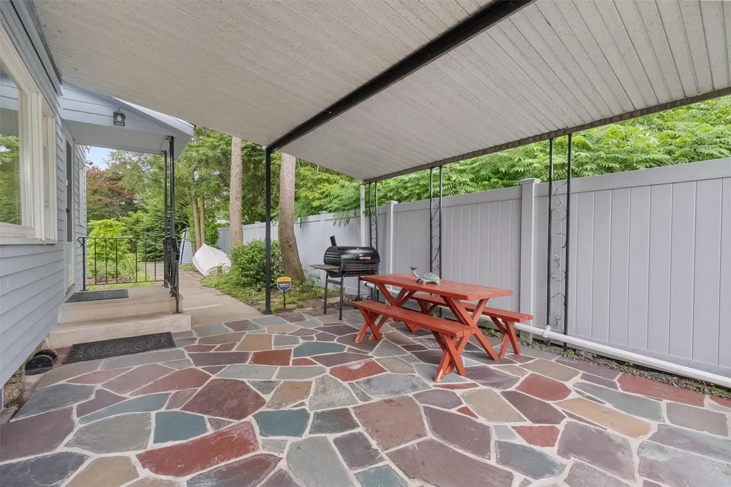 238 Lakeshore Drive E Carmel NY 10512