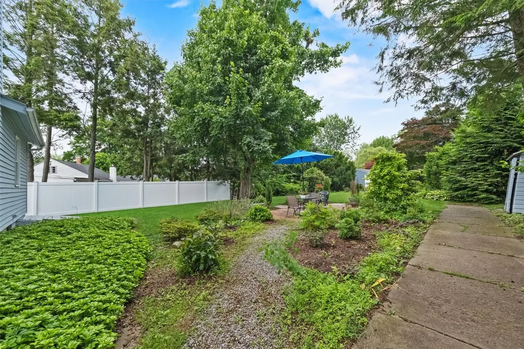 238 Lakeshore Drive E Carmel NY 10512