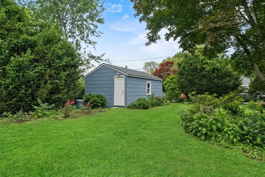 238 Lakeshore Drive E Carmel NY 10512