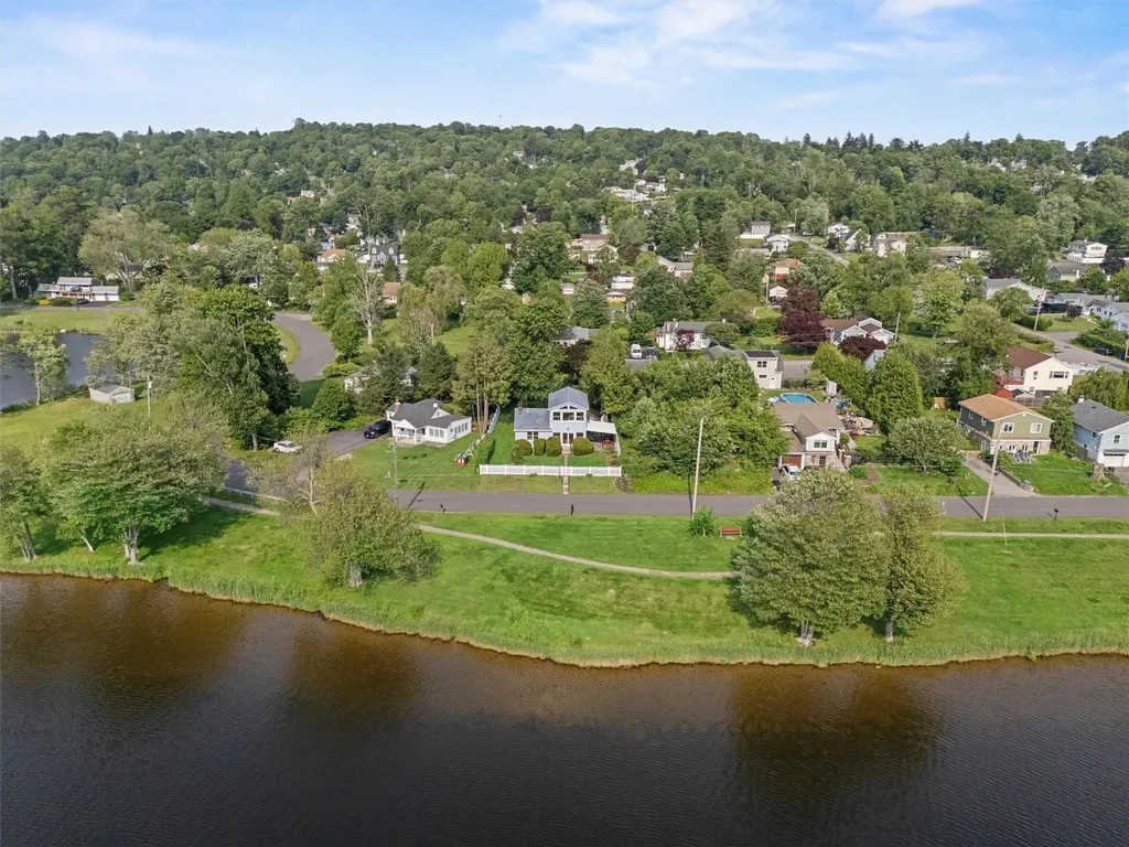 238 Lakeshore Drive E Carmel NY 10512