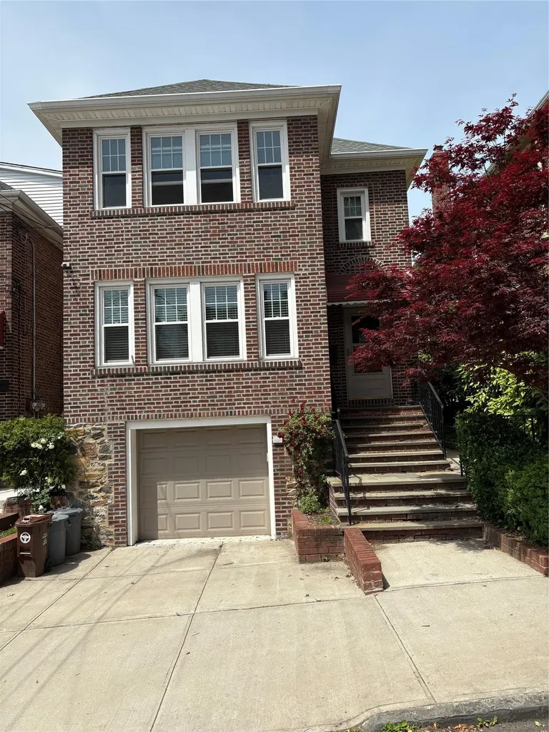 4279 Oneida Avenue Bronx NY 10470