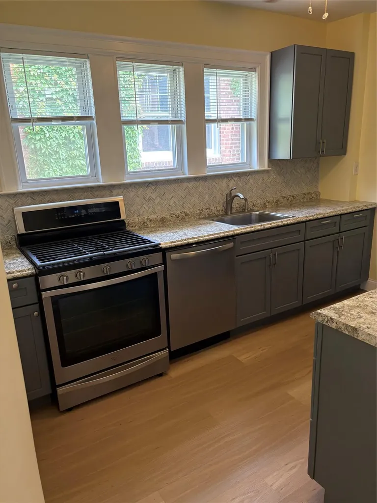 4279 Oneida Avenue Bronx NY 10470