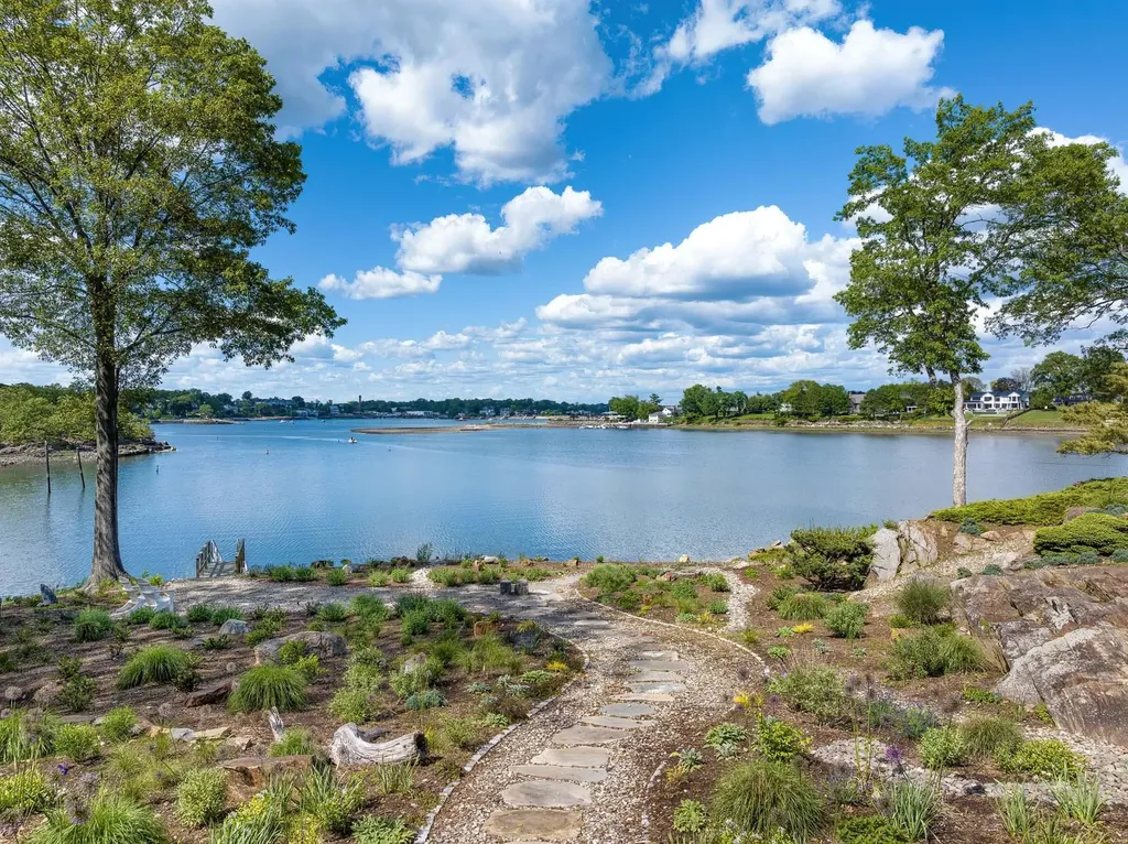 261 Kirby Lane Rye NY 10580
