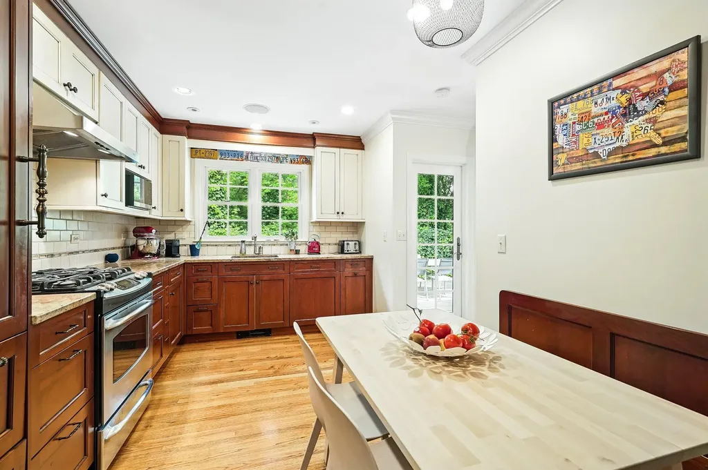 43 Bellain Avenue Harrison NY 10528