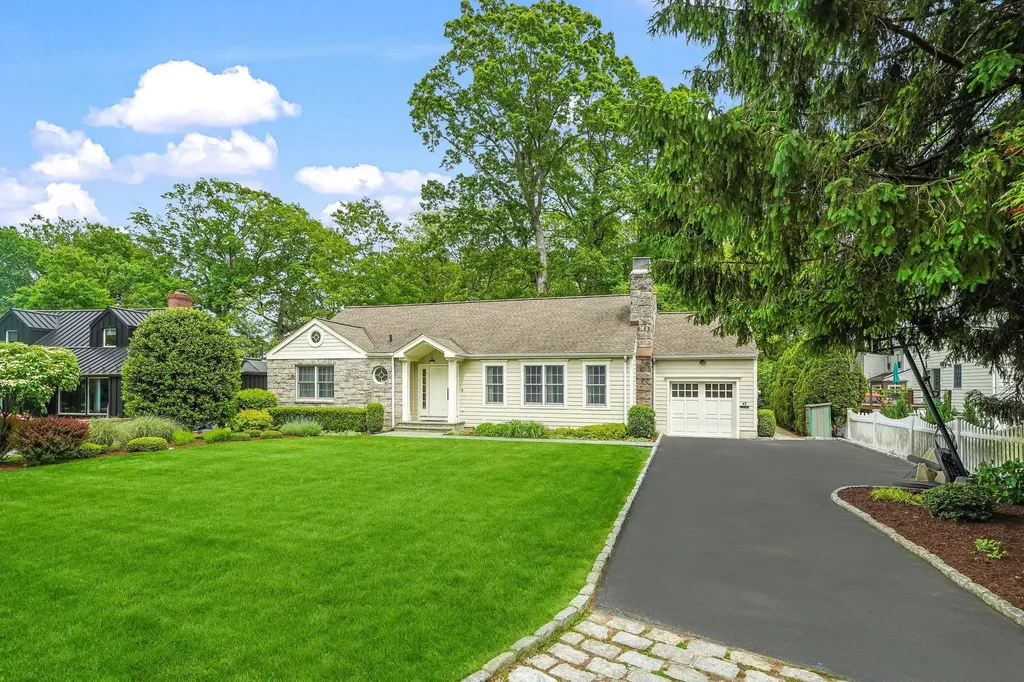 43 Bellain Avenue Harrison NY 10528