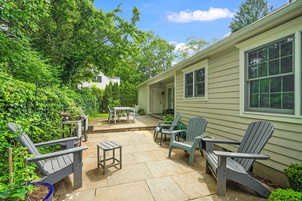 43 Bellain Avenue Harrison NY 10528