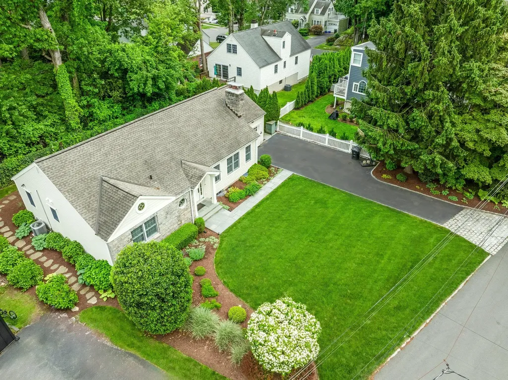 43 Bellain Avenue Harrison NY 10528