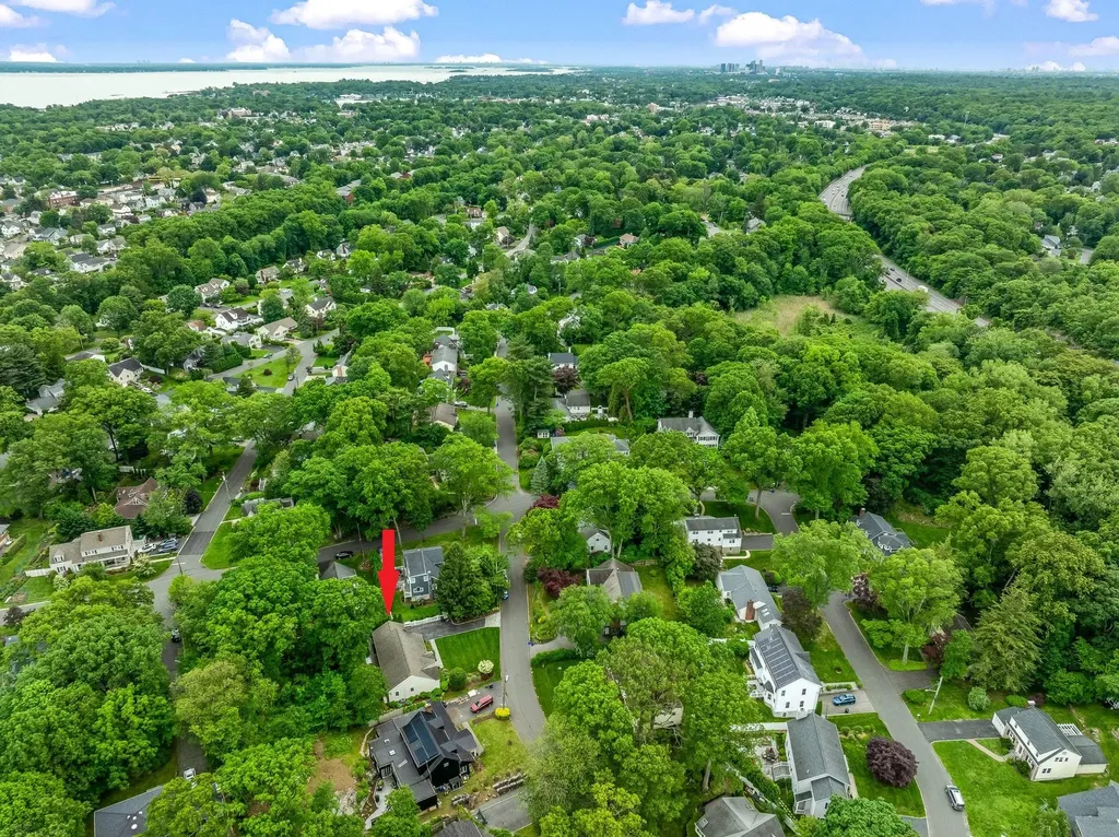 43 Bellain Avenue Harrison NY 10528