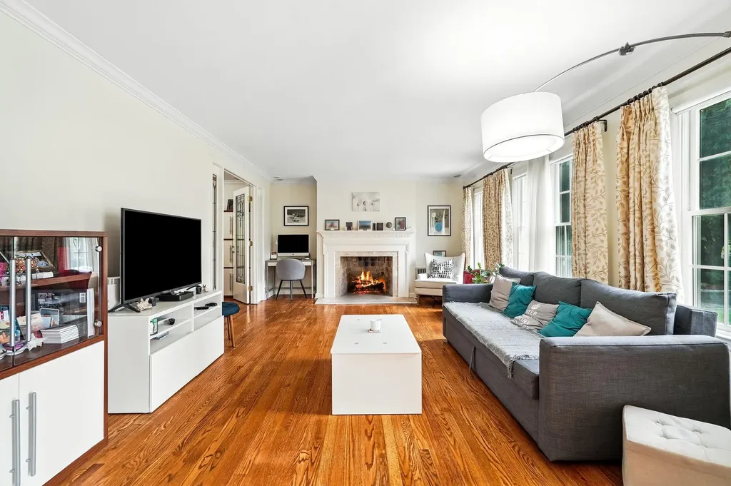 43 Bellain Avenue Harrison NY 10528
