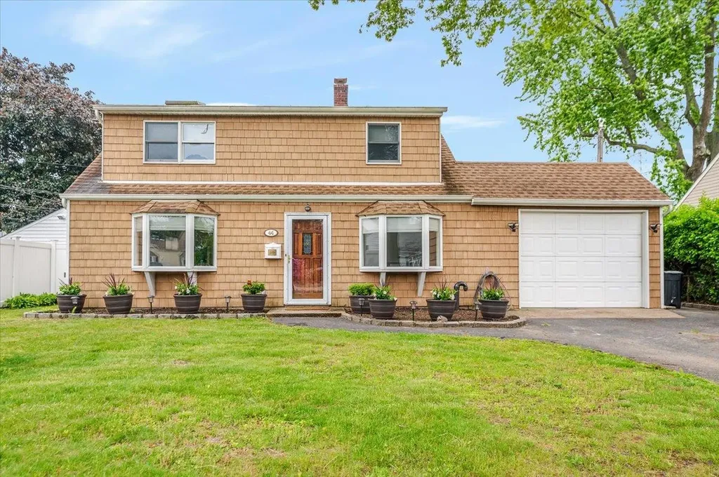 44 Lilac Lane Levittown NY 11756