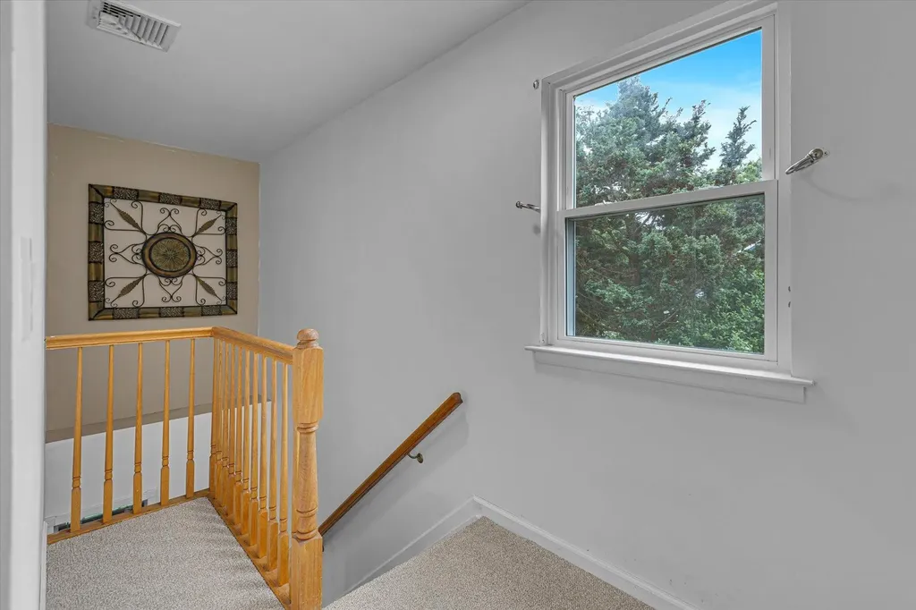 5 Michelle Lane Selden NY 11784