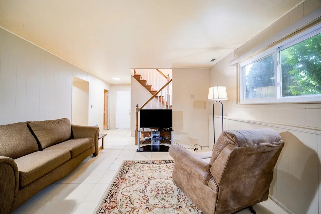 7 Ross Lane Middletown NY 10941