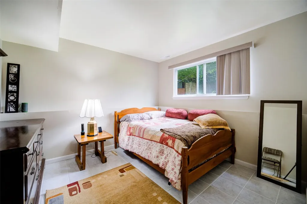 7 Ross Lane Middletown NY 10941