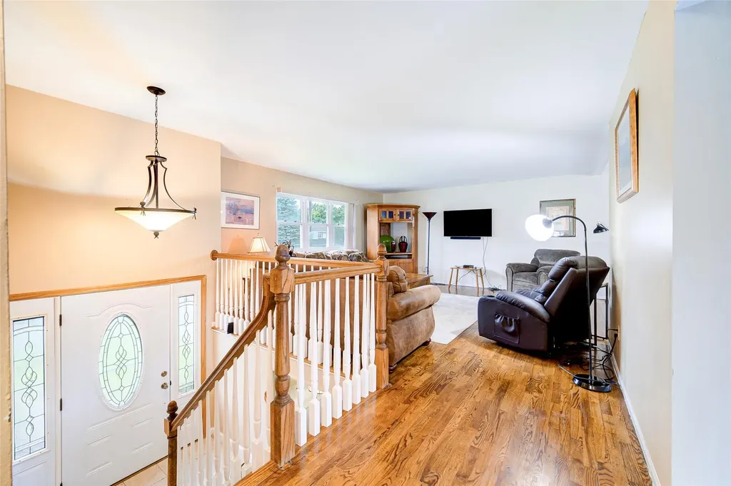 7 Ross Lane Middletown NY 10941