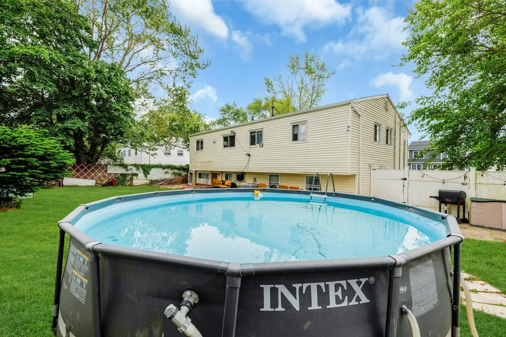 23 Berkeley Avenue Selden NY 11784