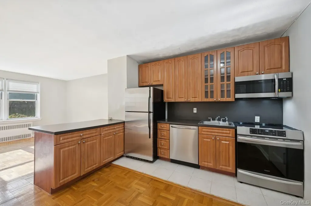 162-21 Powells Cove Boulevard Beechhurst NY 11357