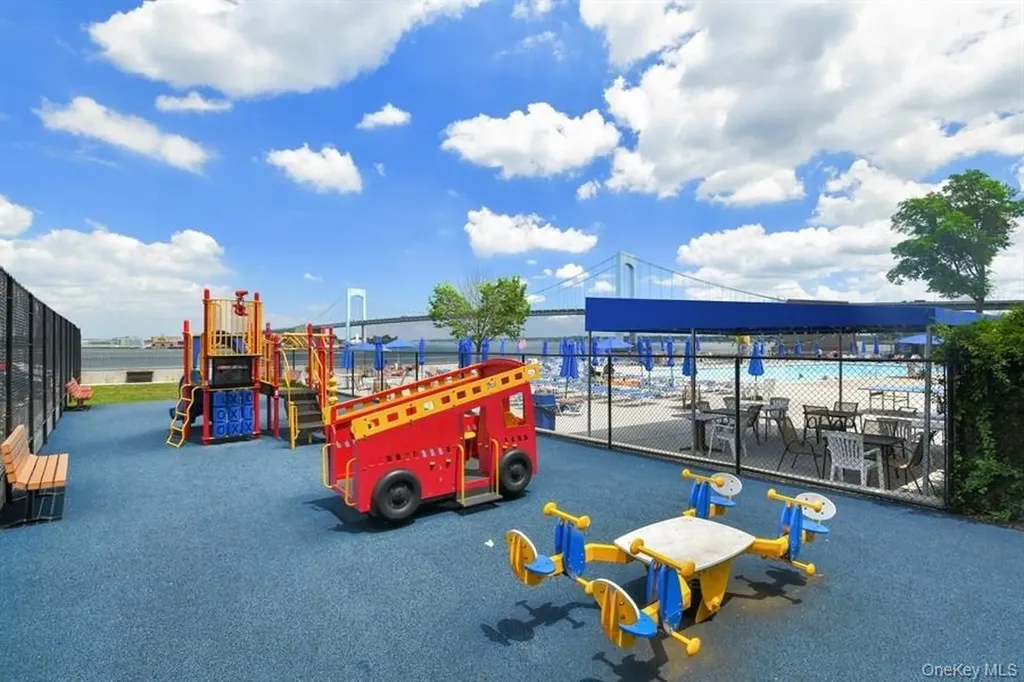 162-21 Powells Cove Boulevard Beechhurst NY 11357
