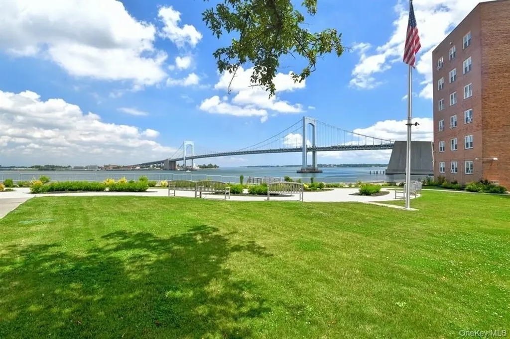 162-21 Powells Cove Boulevard Beechhurst NY 11357