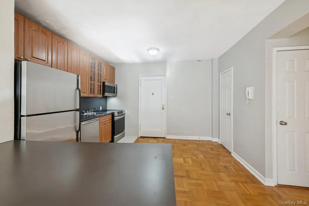 162-21 Powells Cove Boulevard Beechhurst NY 11357