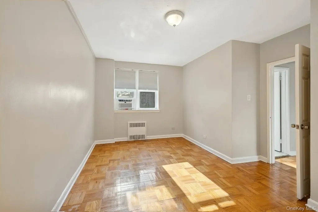 162-21 Powells Cove Boulevard Beechhurst NY 11357