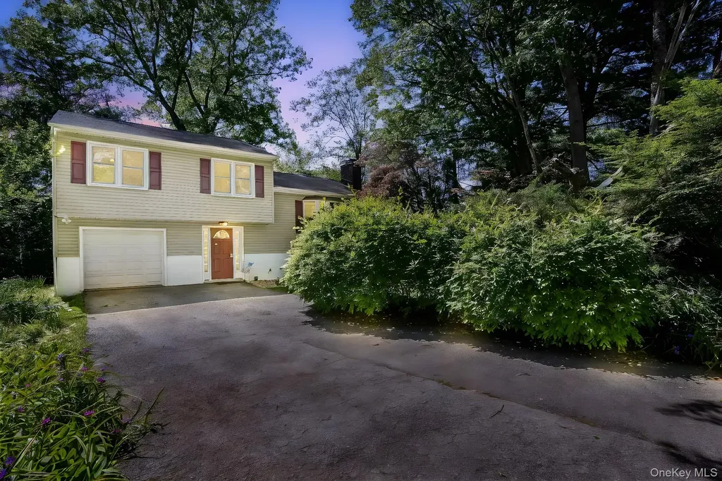 7 Adele Court Montrose NY 10548